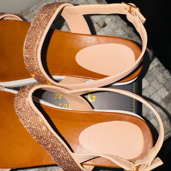 Azalea Wang Paradise Nude/ Rhinestone Sandals size 9 - Picture 5 of 7